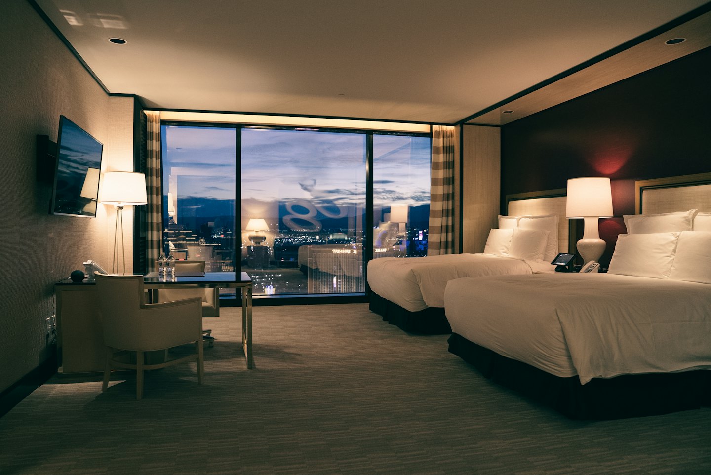 One Bed Room - Image 2
